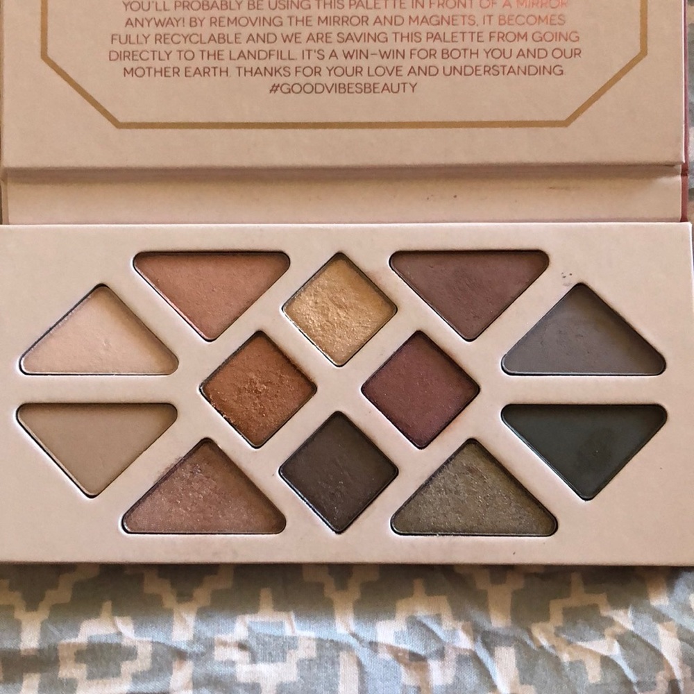 Aether beauty rose quartz palette